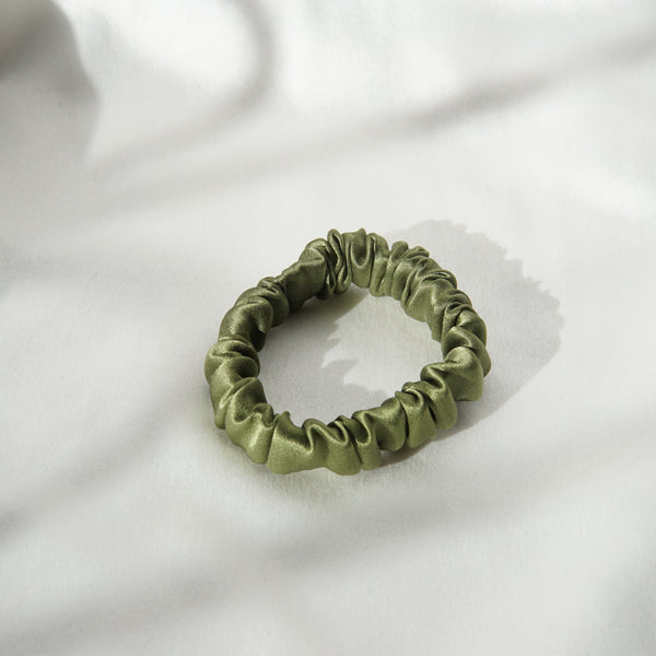 Bunte Upcycling Scrunchies
