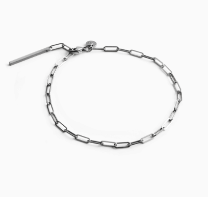Chain bracelet with elongated links