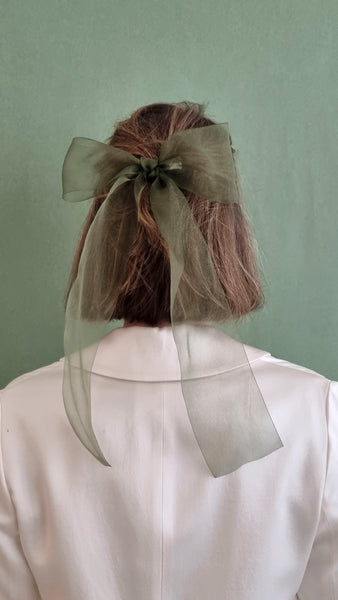 Organza-Haarschleifen