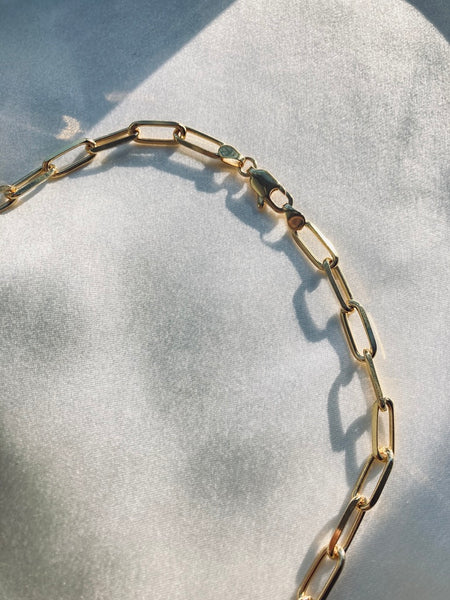 Elegante goldene Gliederkette Halskette für Brautmode und festliche Anlässe