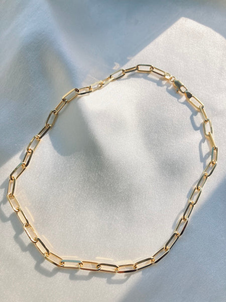 Elegante goldene Gliederkette Halskette für Brautmode und festliche Anlässe